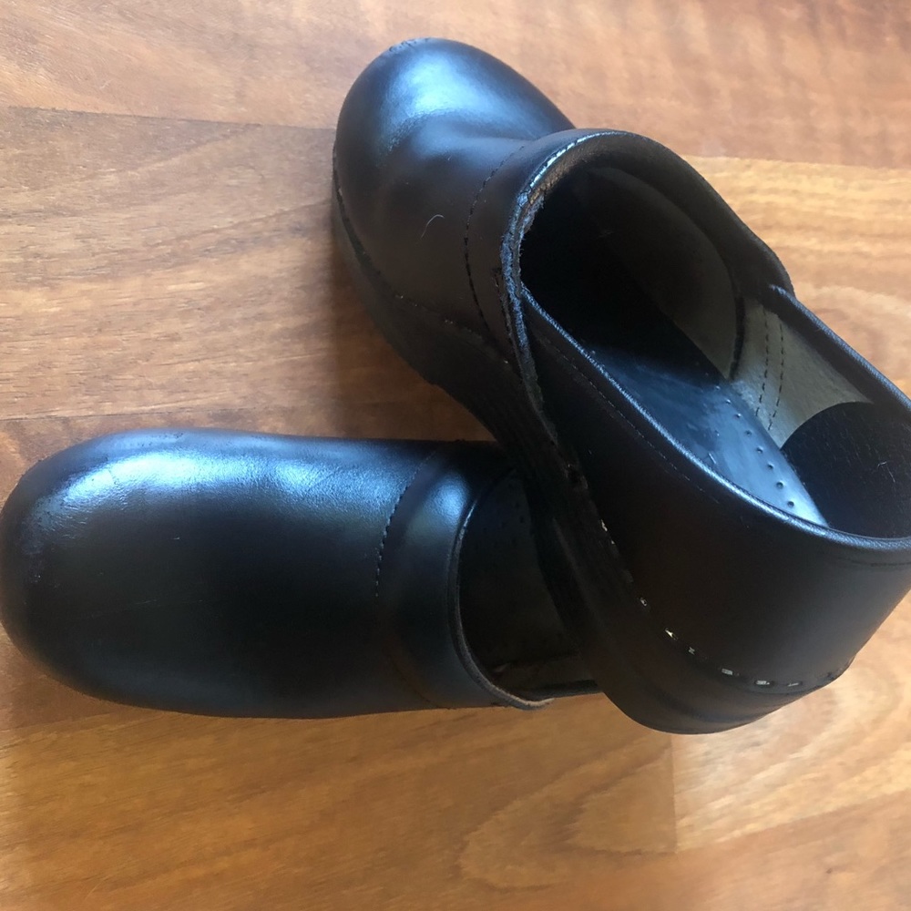 Dansko shoes 👞 size 39 8.5